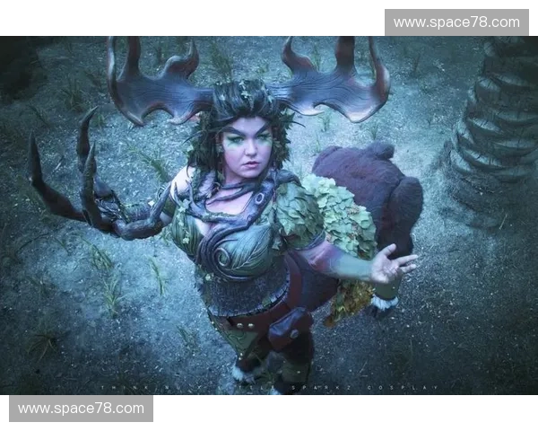 风暴英雄中的经典发型解析与设计灵感探索